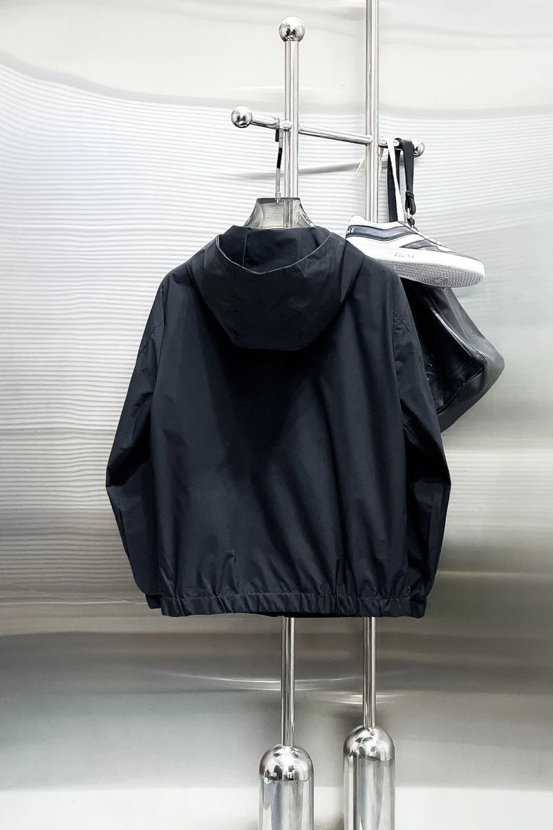 Moncler Outwear ZeroBulk 142514