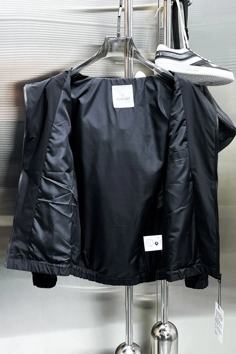 Moncler Outwear ZeroBulk 142514