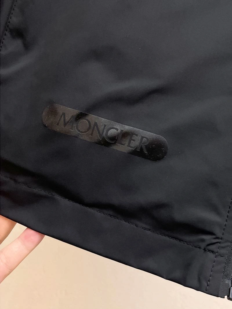 Moncler Outwear NewStyle 142518