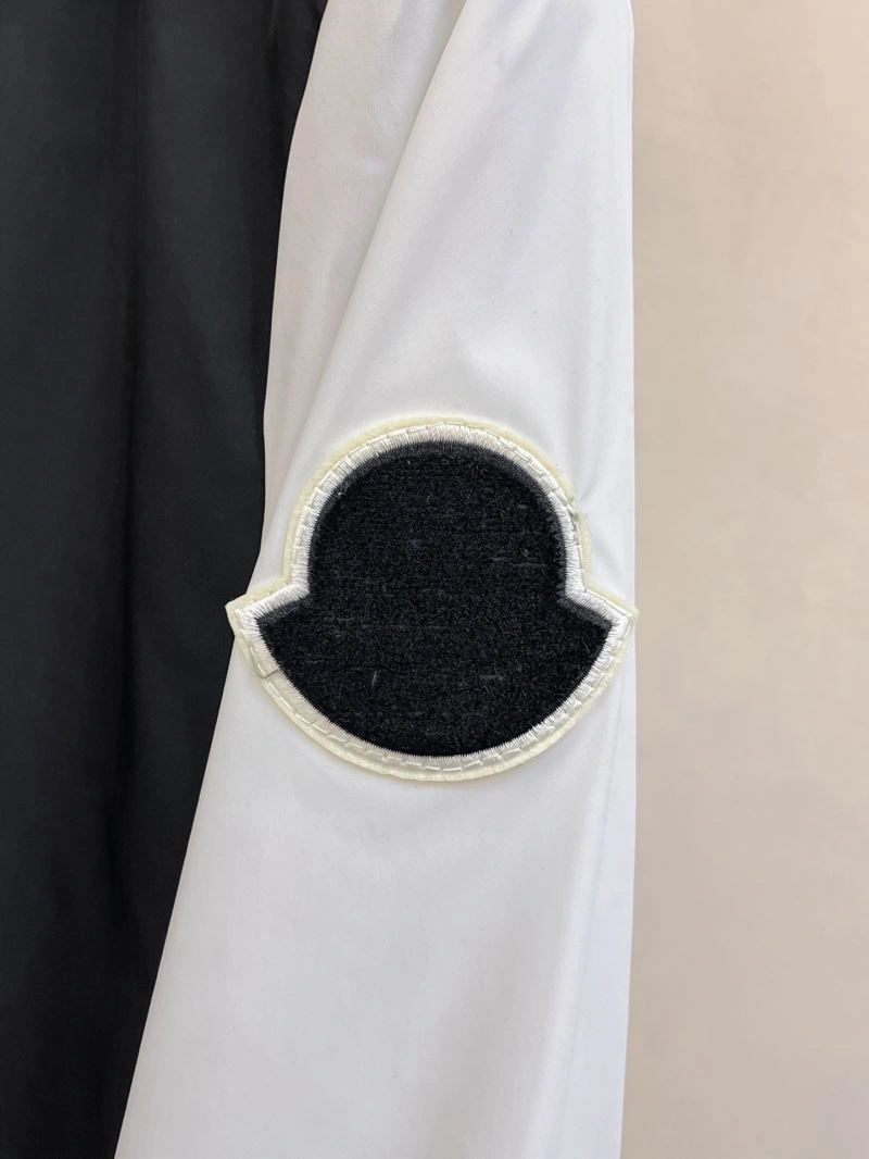 Moncler Outwear MultiPurpose 142516