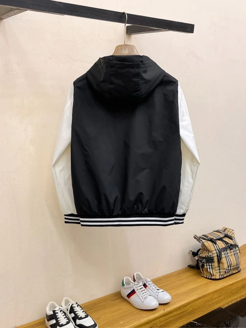 Moncler Outwear MultiPurpose 142516