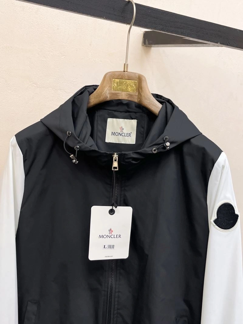 Moncler Outwear MultiPurpose 142516