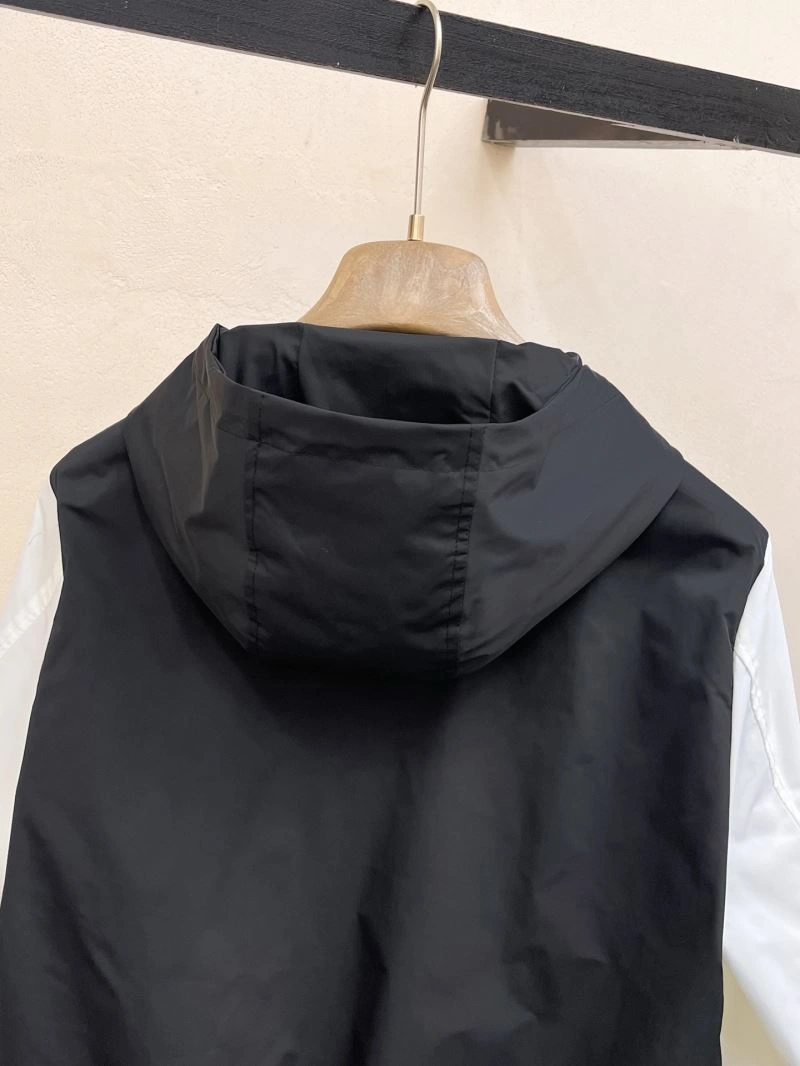 Moncler Outwear MultiPurpose 142516