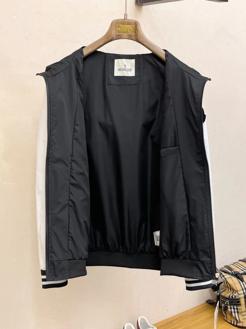 Moncler Outwear MultiPurpose 142516