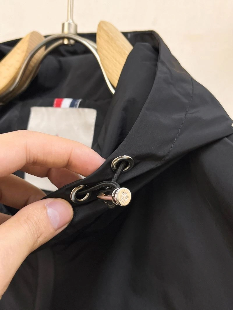 Comfortable Moncler Outwear 142512