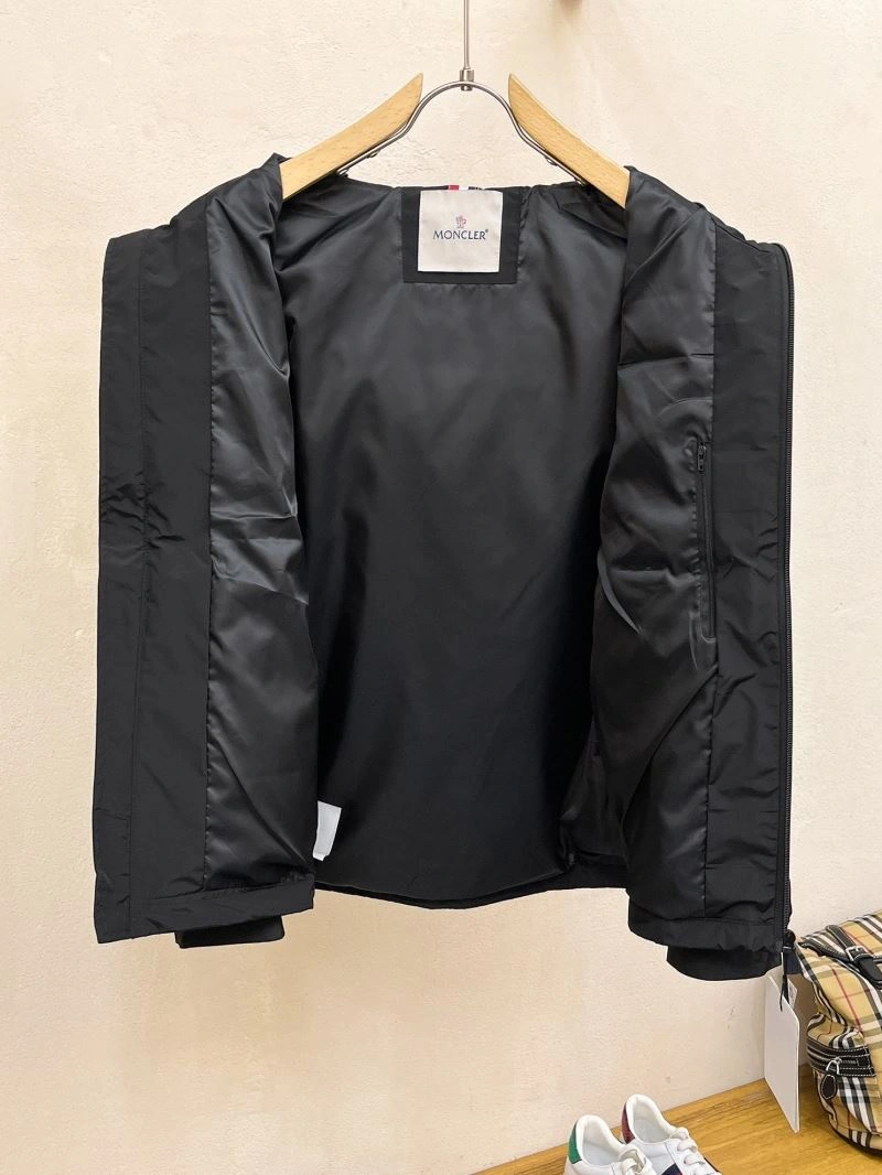 Comfortable Moncler Outwear 142512