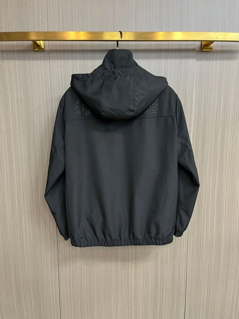 GoAnywhere Moncler Outwear 142509