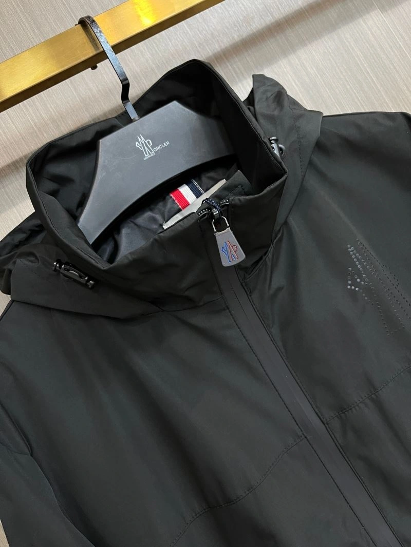 GoAnywhere Moncler Outwear 142509