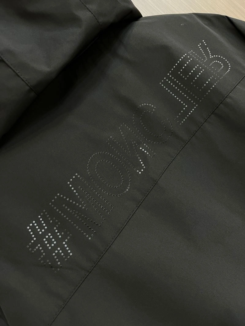 GoAnywhere Moncler Outwear 142509