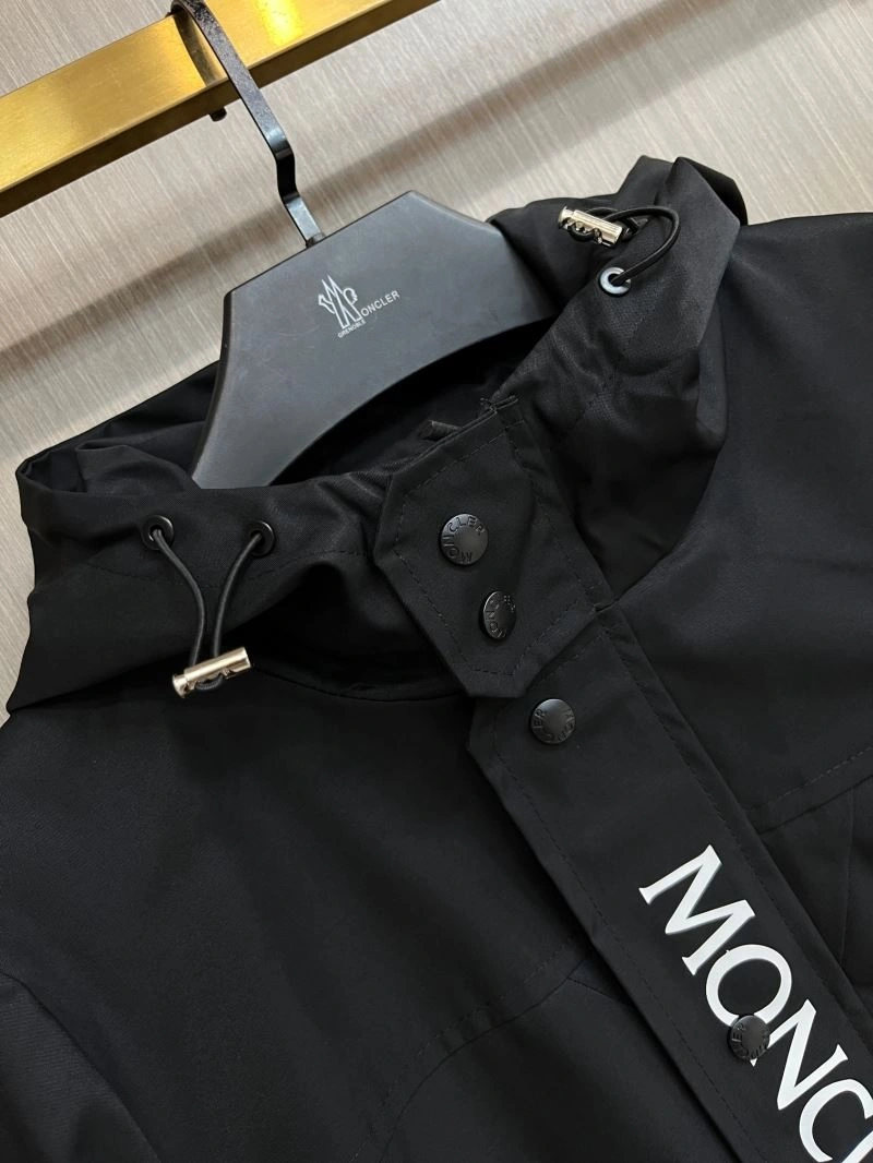 Moncler Outwear Breathable 142508