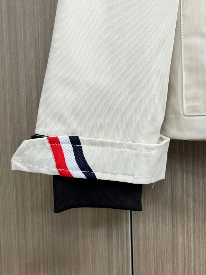 Moncler Outwear WrinkleFree 142505