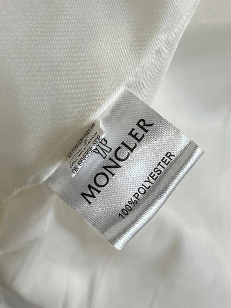 Moncler Outwear WrinkleFree 142505