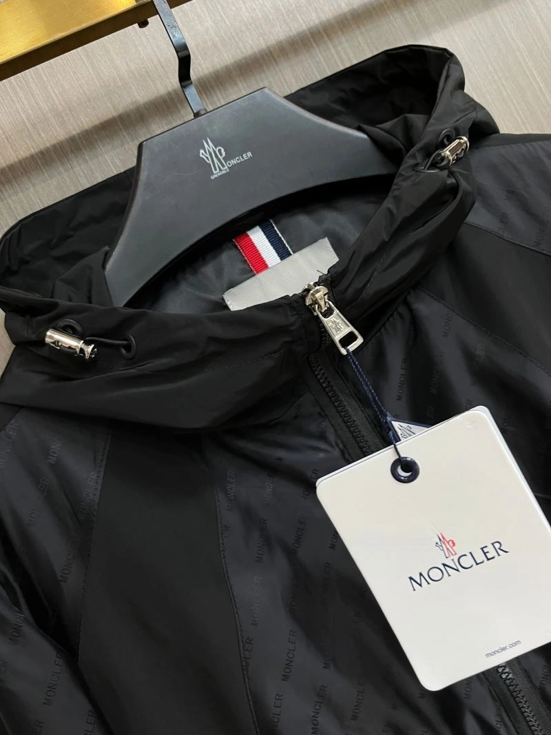 Packable Moncler Outwear 142500