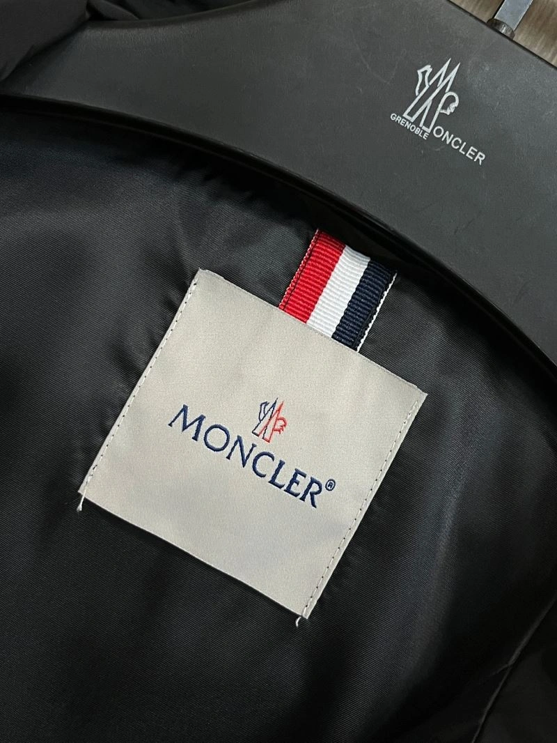 Packable Moncler Outwear 142500