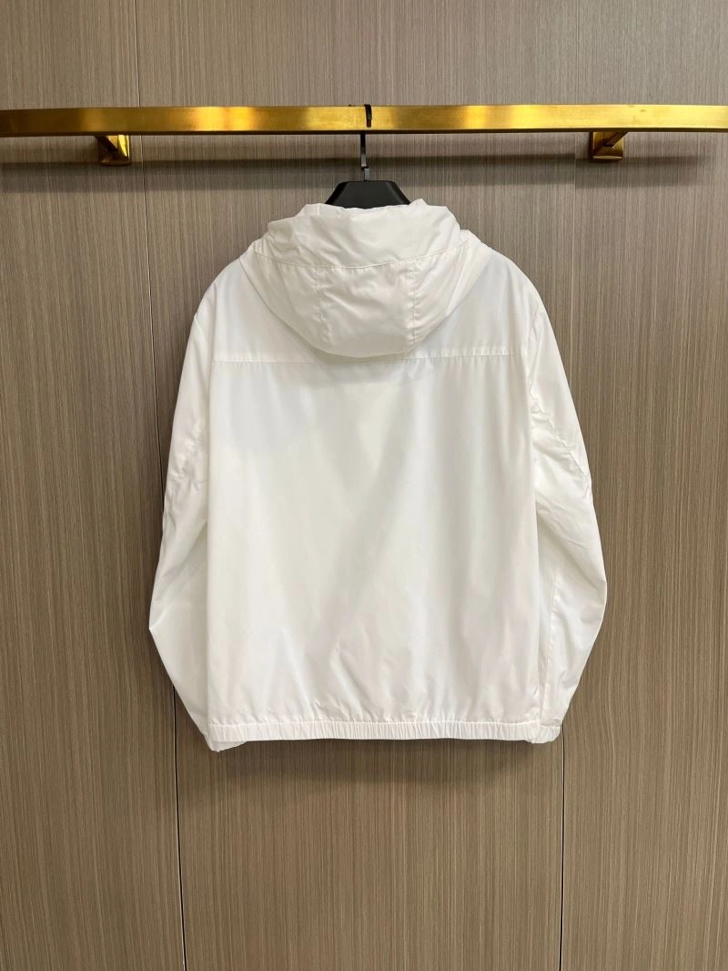 Moncler Outwear Versatile 142506