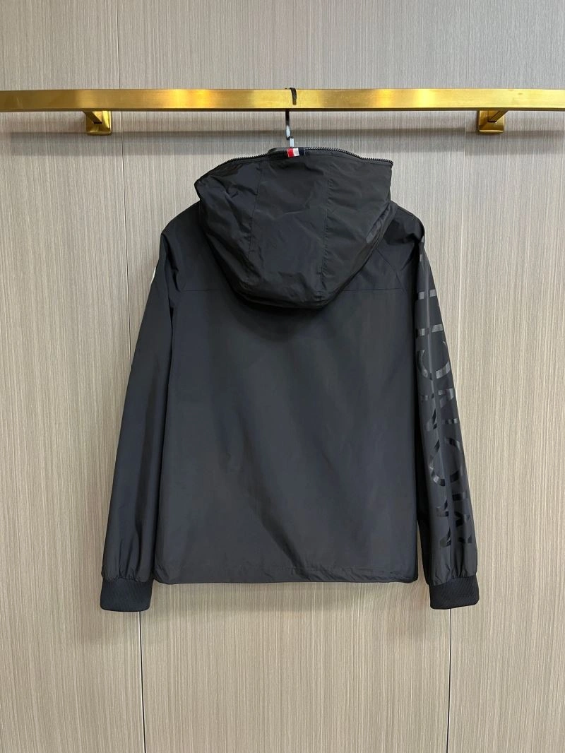 Moncler Outwear EasyMatch 142497