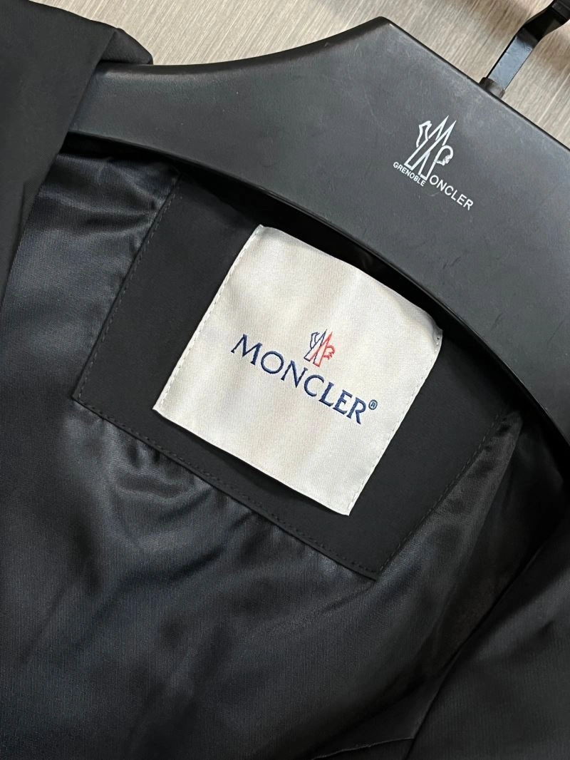 Moncler Outwear Casual 142488