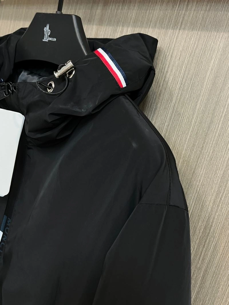 MultiPurpose Moncler Outwear 142494