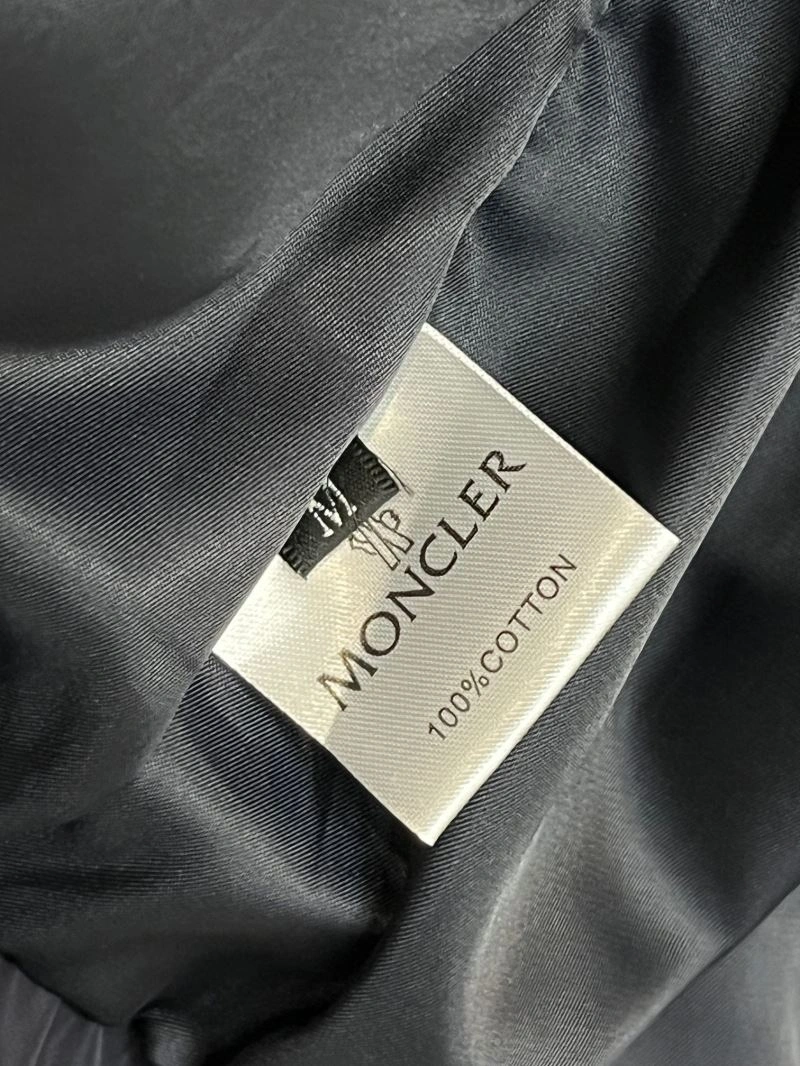 ZeroBulk Moncler Outwear 142499