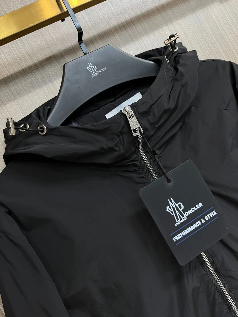 Moncler Outwear Timeless 142507