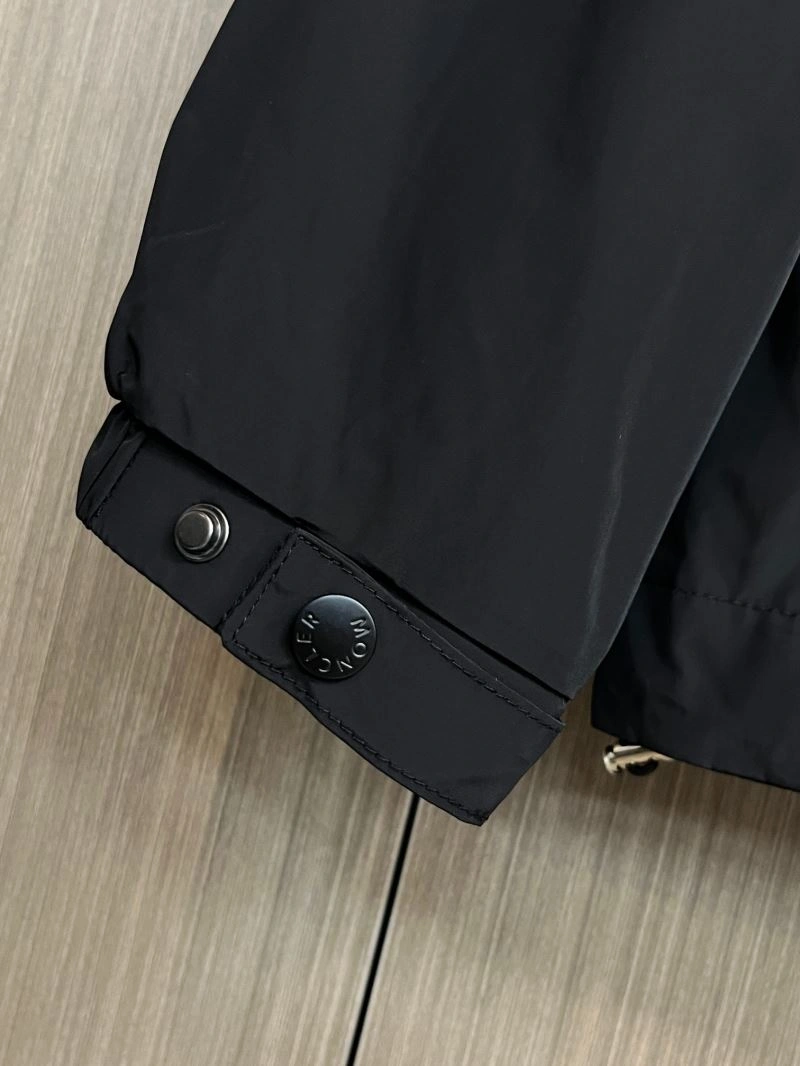 Moncler Outwear Timeless 142507
