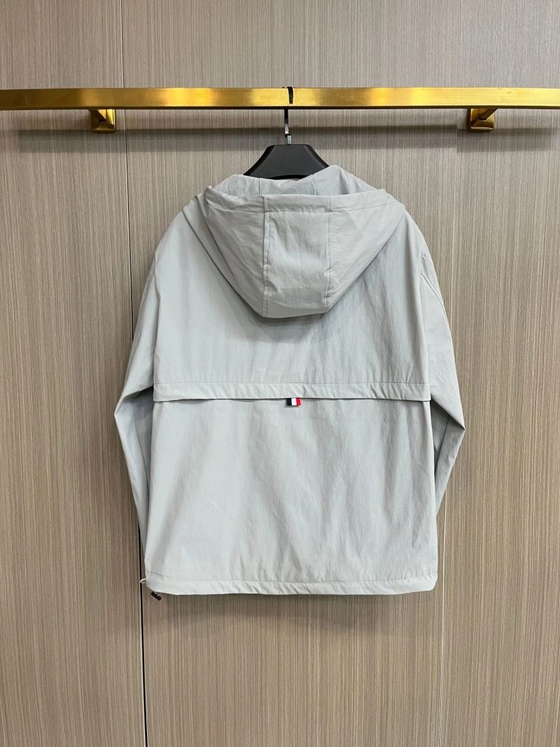 Chic Moncler Outwear 142491