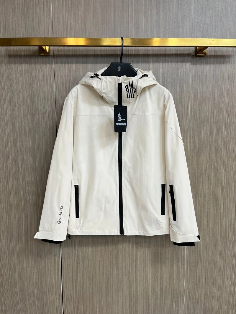 Fashionable Moncler Outwear 142486