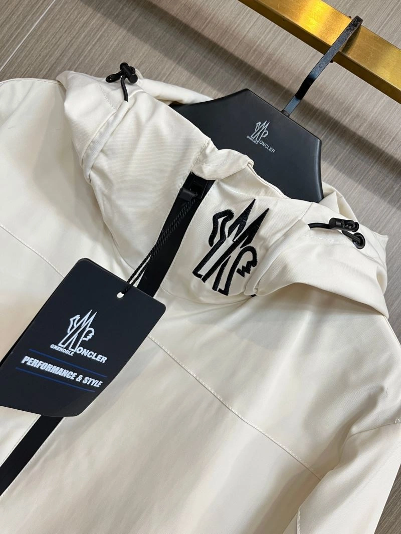 Fashionable Moncler Outwear 142486
