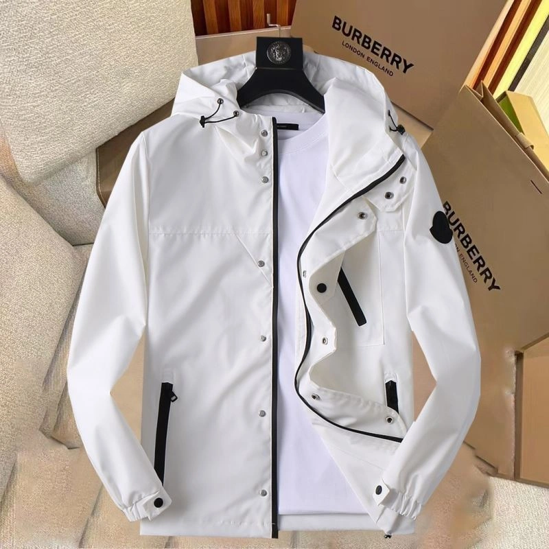 SmoothTexture Moncler Outwear 142482