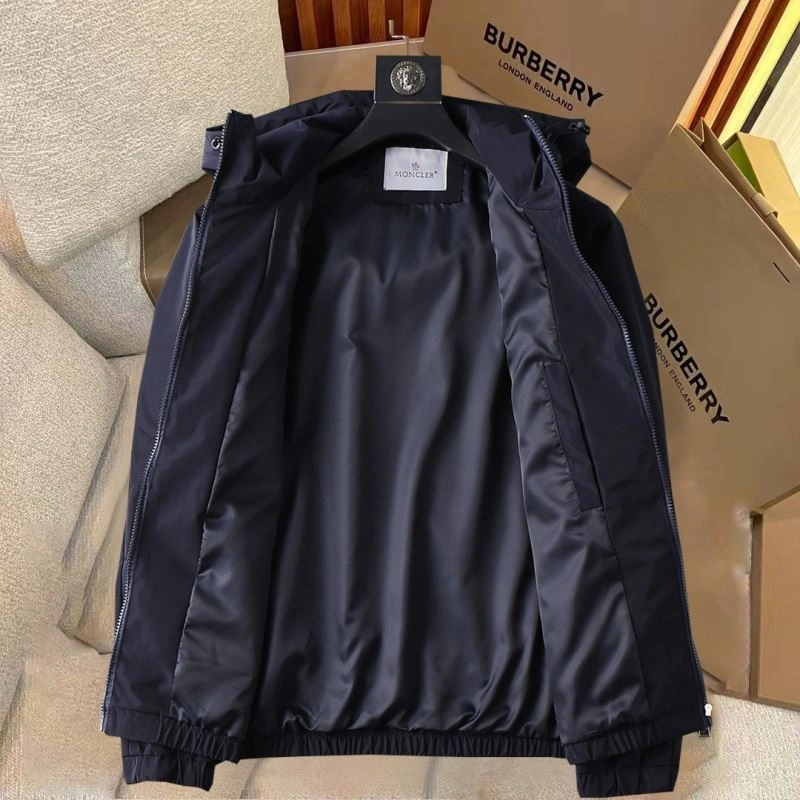 Moncler Outwear Stretchable 142479