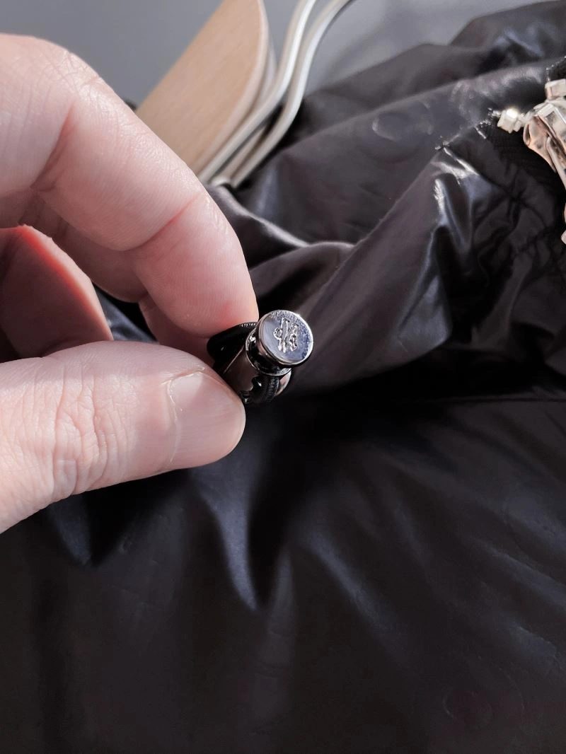 Resilient Moncler Outwear 142478