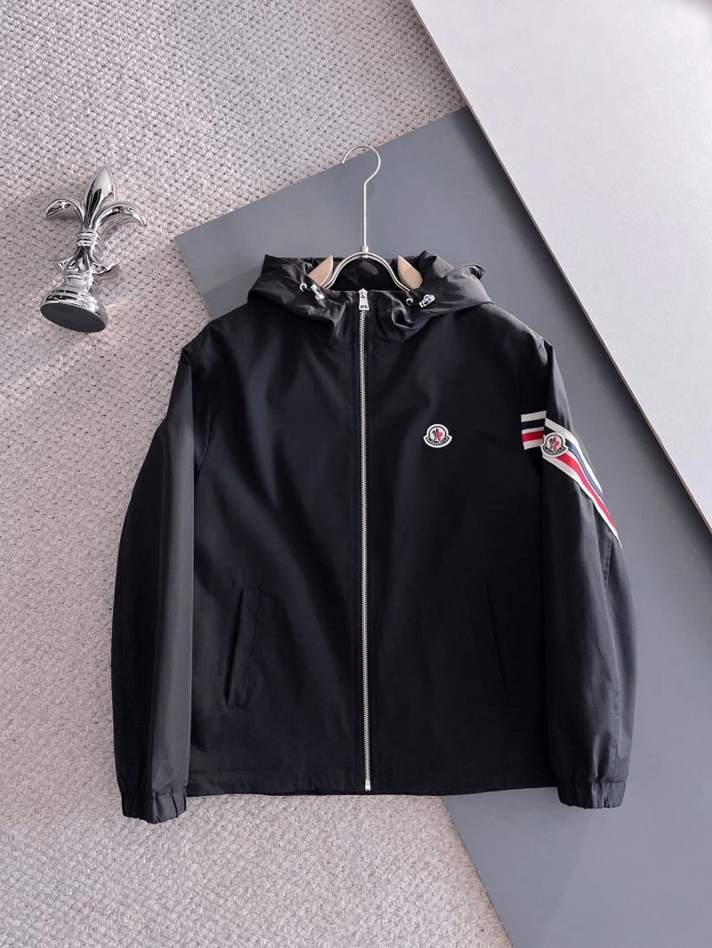 Moncler Outwear Unique 142492