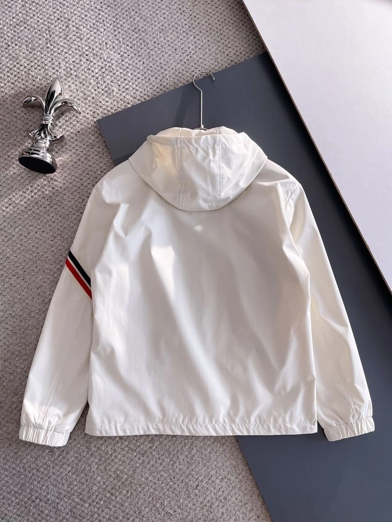 Moncler Outwear EasyMatch 142480