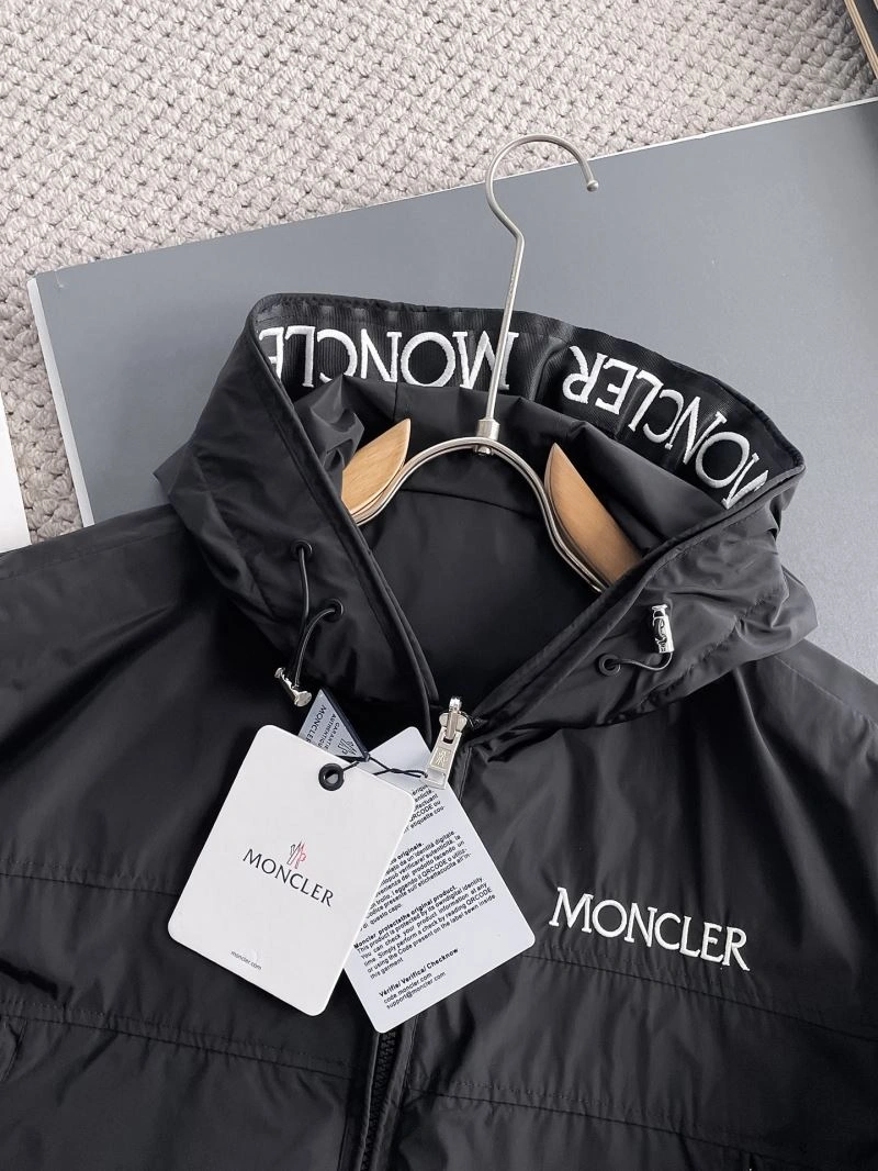 Moncler Outwear Modern 142474