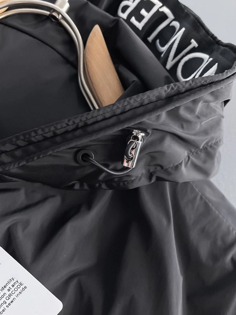 Moncler Outwear Modern 142474