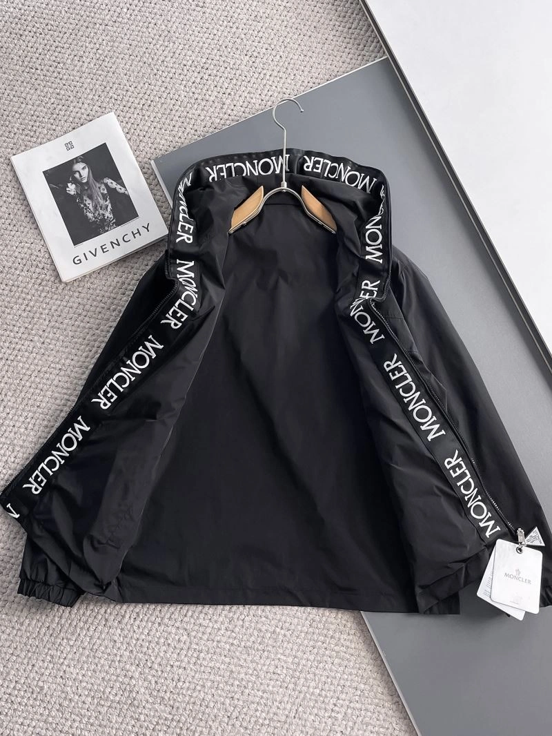 Moncler Outwear Modern 142474