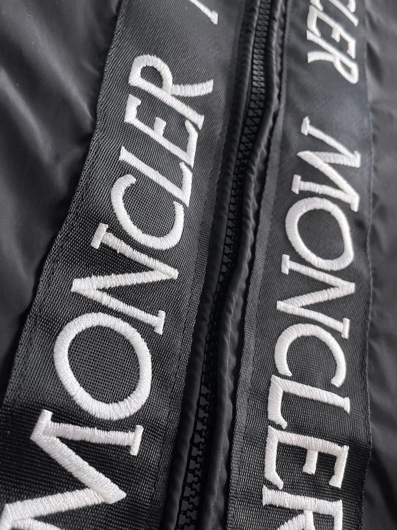 Moncler Outwear Modern 142474
