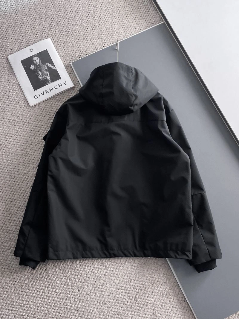 Moncler Outwear GoodFit 142475