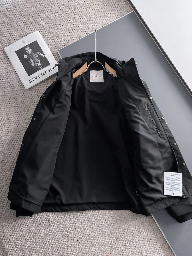 Moncler Outwear GoodFit 142475