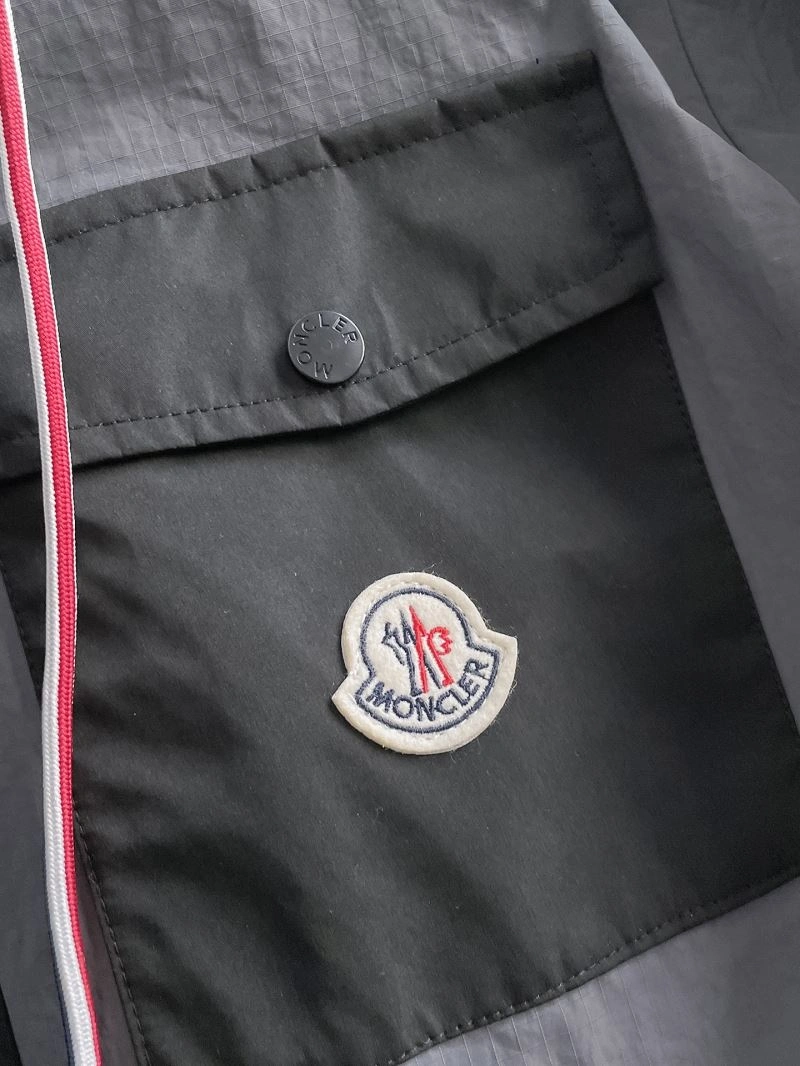 Moncler Outwear TravelReady 142472
