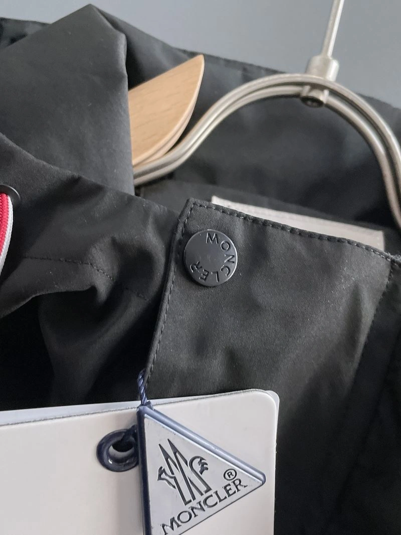 Moncler Outwear TravelReady 142472