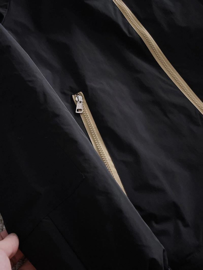 Seasonal Moncler Outwear 142461