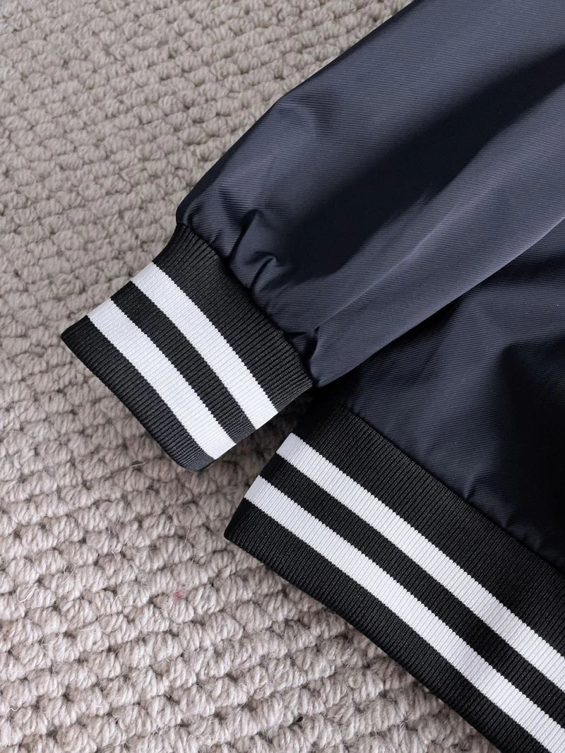 Comfortable Moncler Outwear 142463