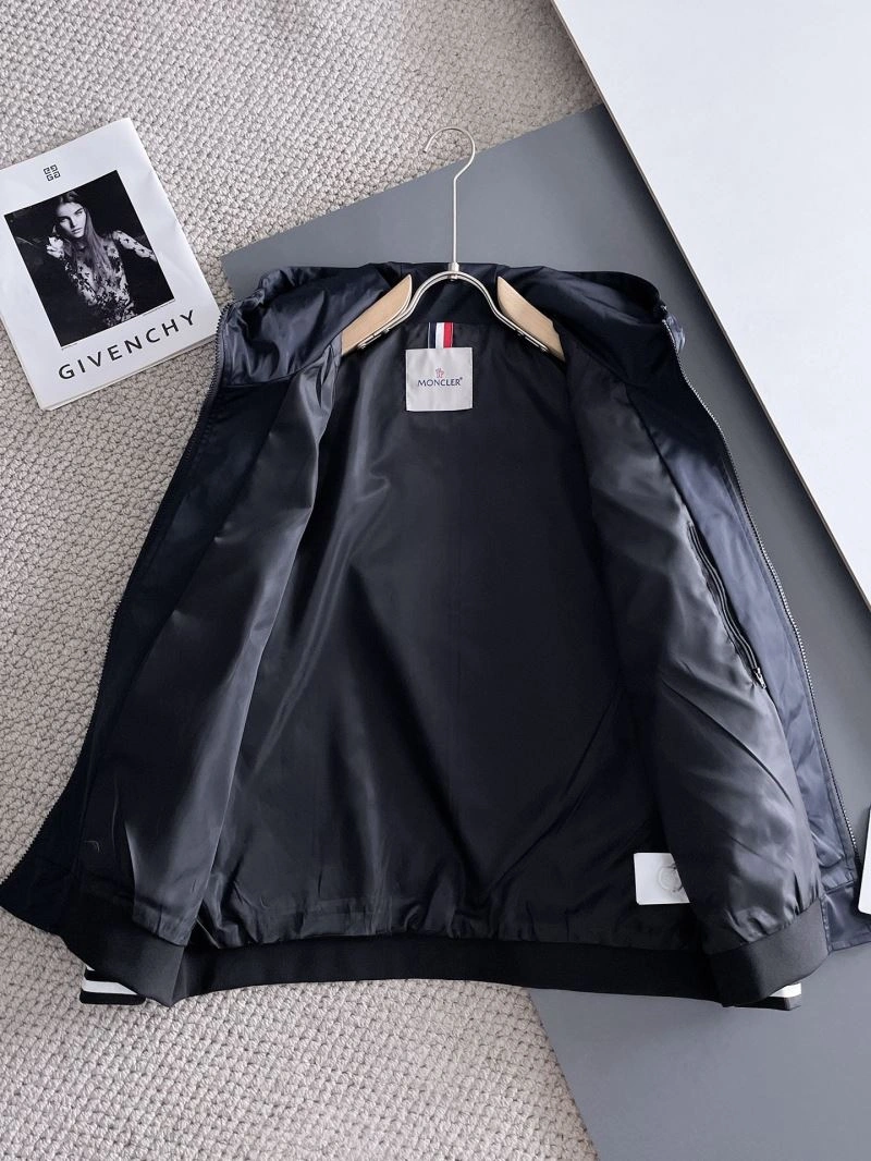 Comfortable Moncler Outwear 142463