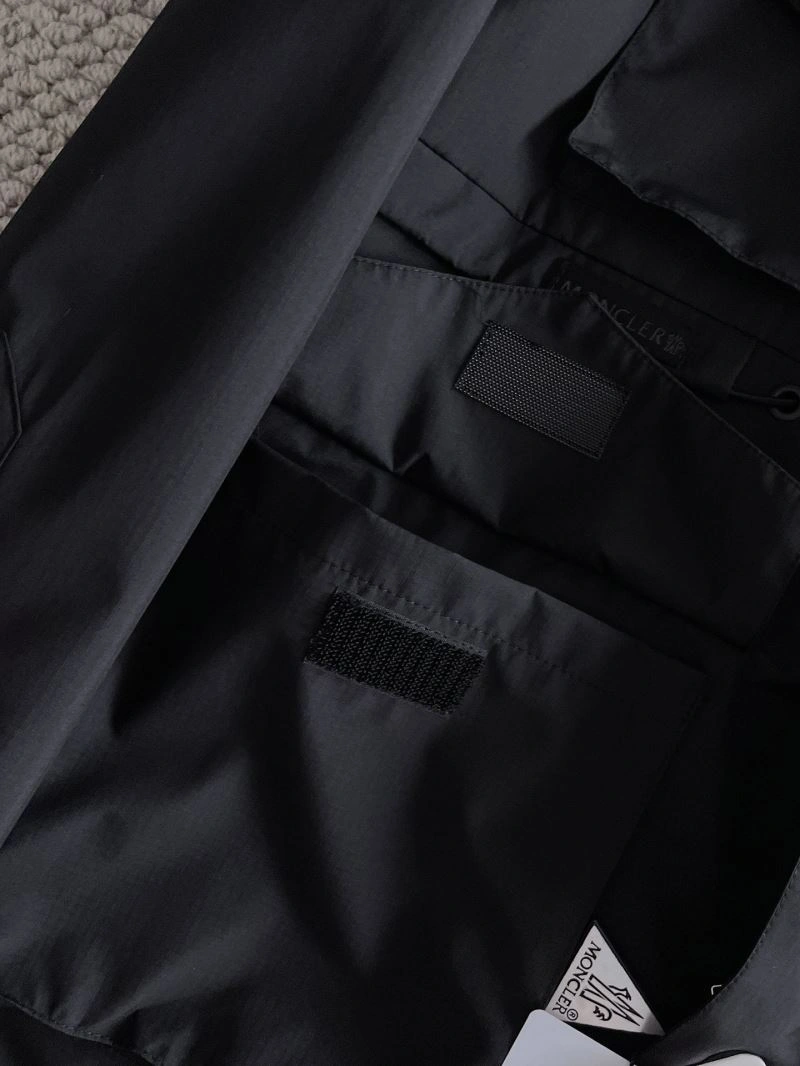 Moncler Outwear Trendy 142456