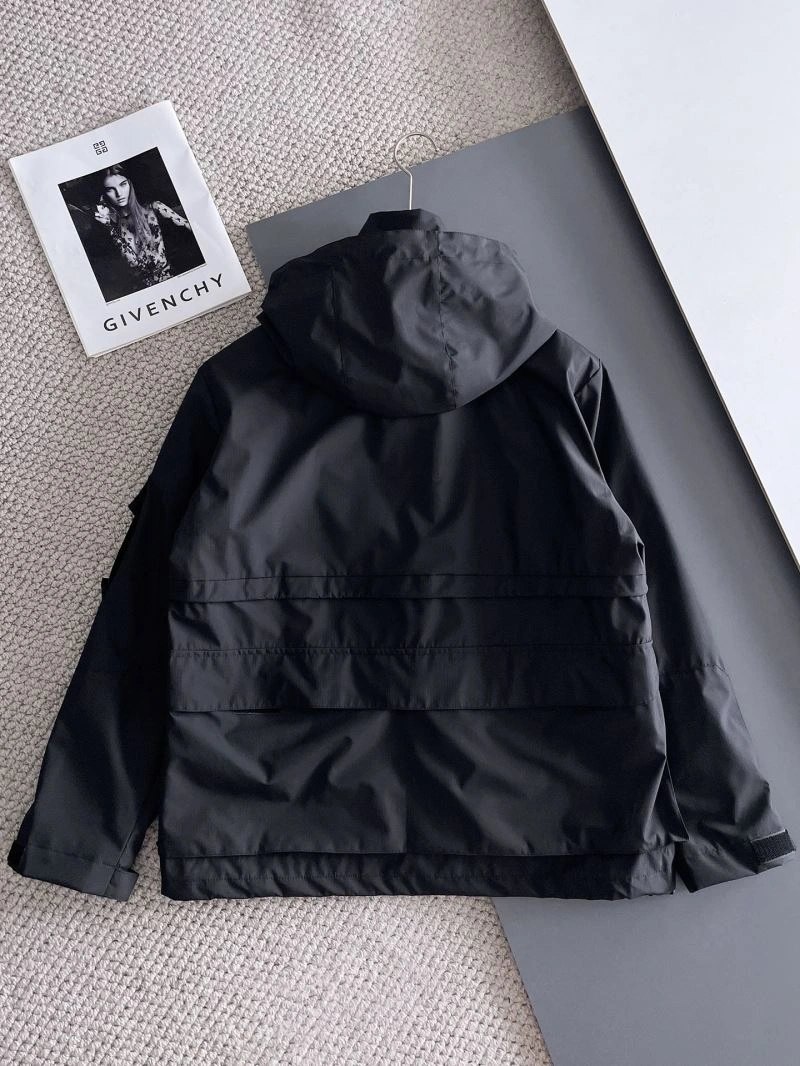 Moncler Outwear Trendy 142456