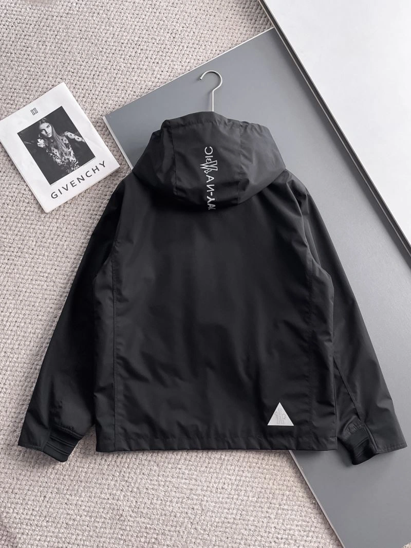 SoftTouch Moncler Outwear 142462