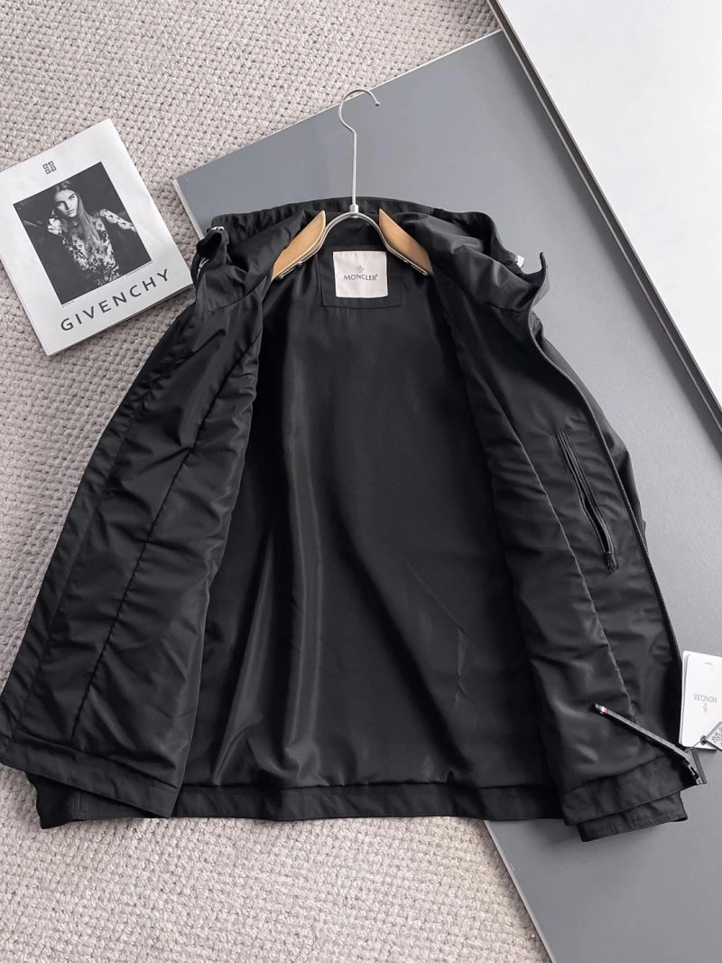 SoftTouch Moncler Outwear 142462