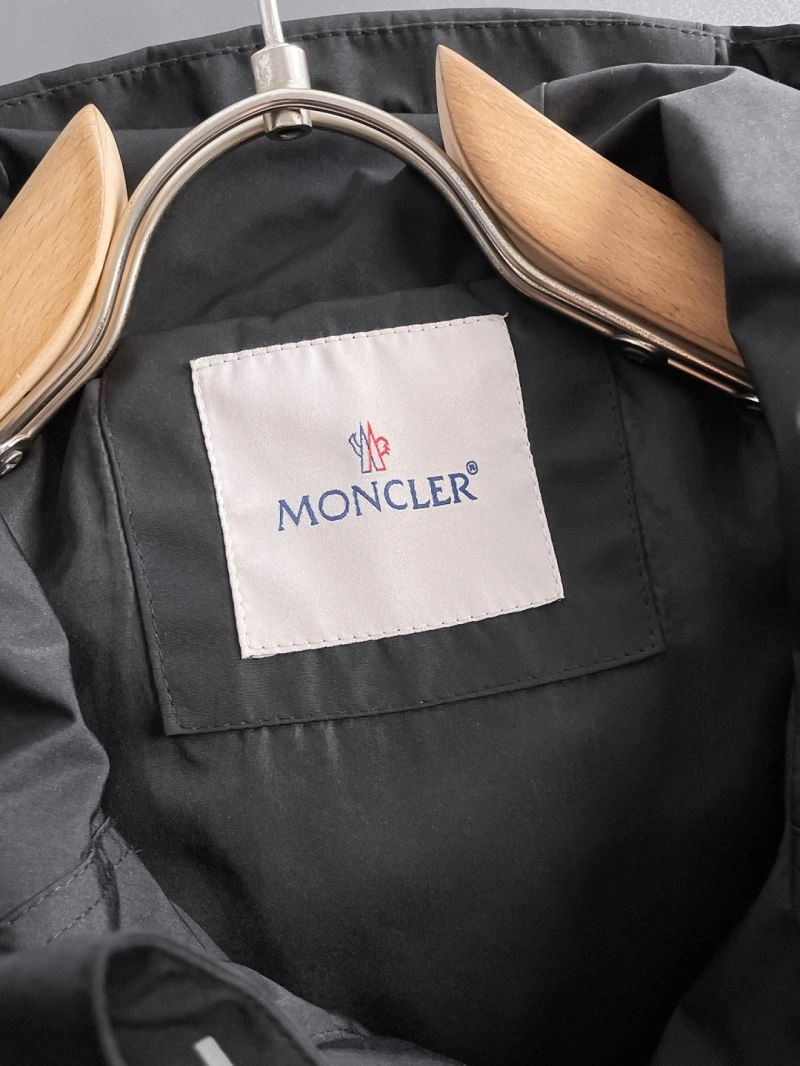 SoftTouch Moncler Outwear 142462