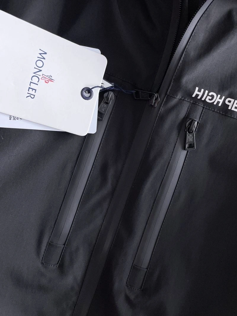 Moncler Outwear Youthful 142455